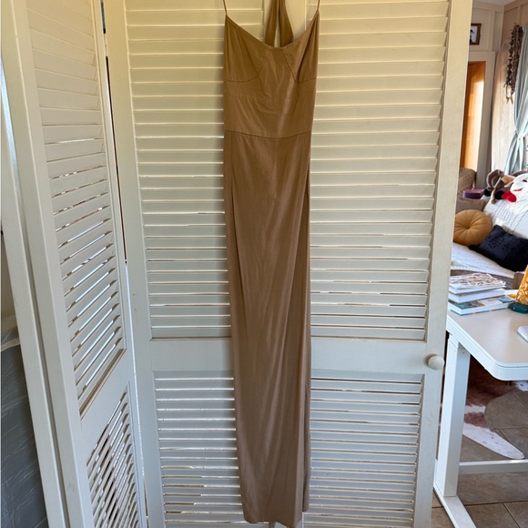 ACACIA Gladys Dress in Tea - Picture 4 of 6